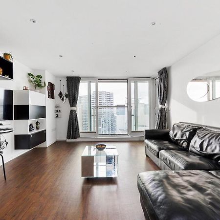 Two Bedroom Apartment - London Excel Stays Zewnętrze zdjęcie